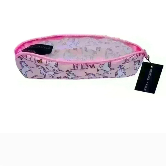 Kendall & Kylie Pink Rainbow Unicorn Zipper Case makeup bag travel bag new - Picture 2 of 8